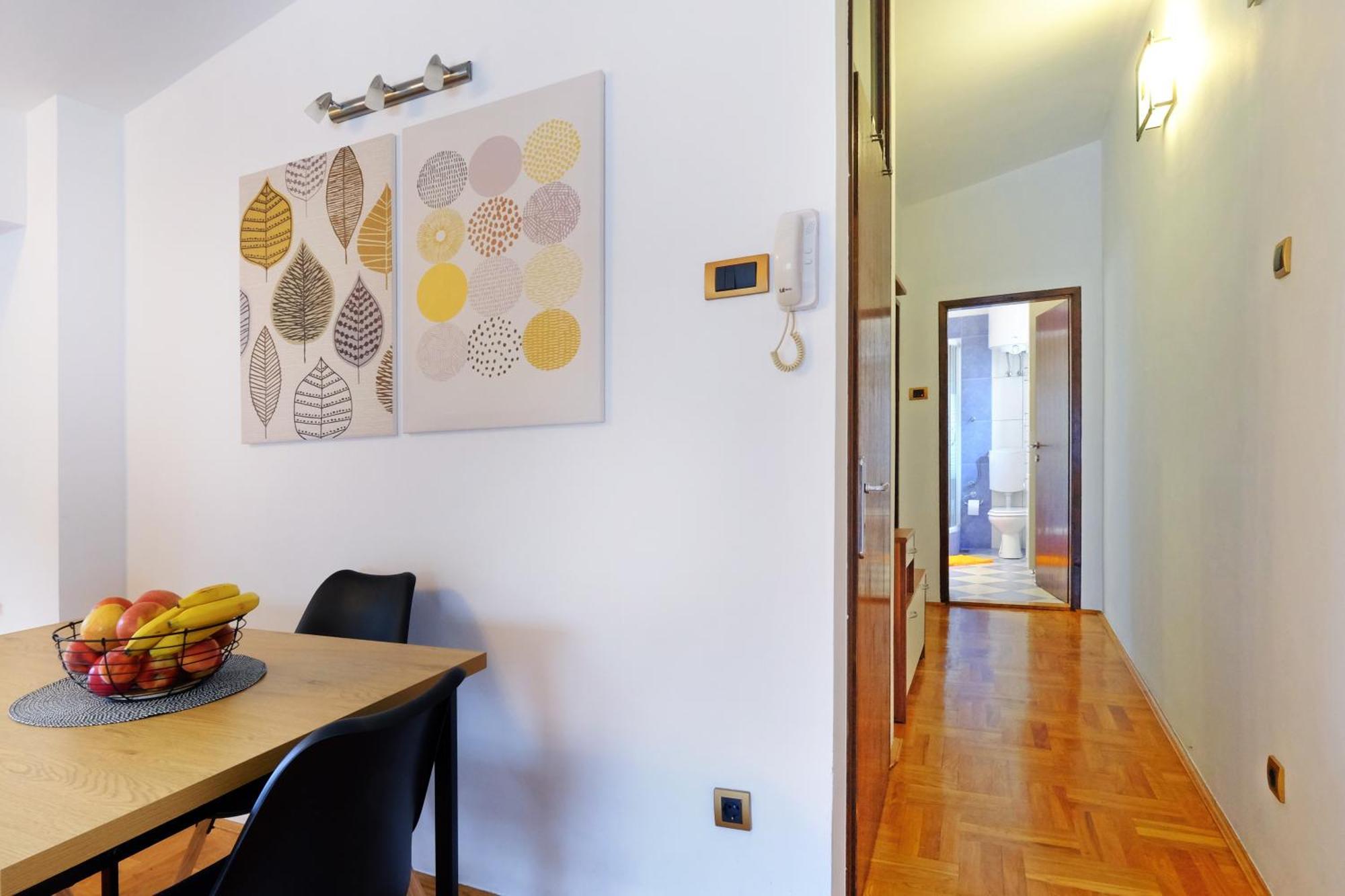 Red Tree Apartment Belgrad Zewnętrze zdjęcie